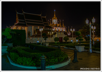 Templo de Loha Prasat en Bangkok
