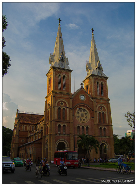 Basílica de Notre Dame - Ho Chi Minh