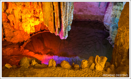 Hang Sung Sot, cueva de las sorpresas. Bahía de Halong